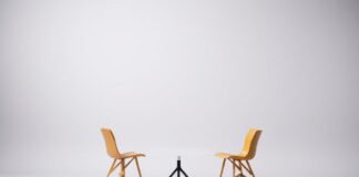 Eğlencenin Dünyasında Minimalizm: Basitlikte Zenginlik Minimalism in the World of Entertainment: Richness in Simplicity